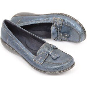 Clarks Collection Women's 11N Ashland Navy Blue Leather Flats Loafers Tassles